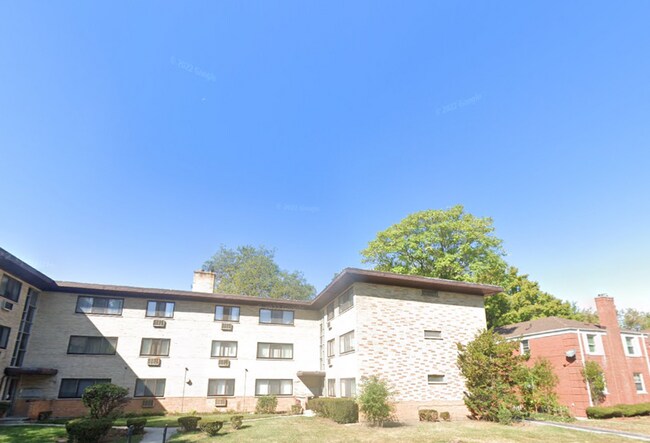 Building Photo - 10604 S Walden Pky