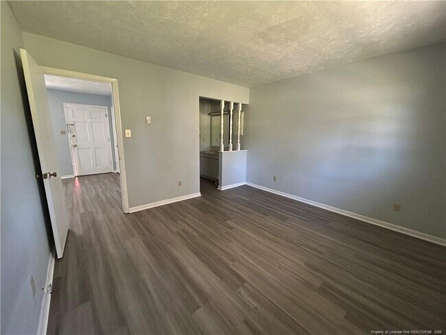 Building Photo - 710 S Bethel Rd