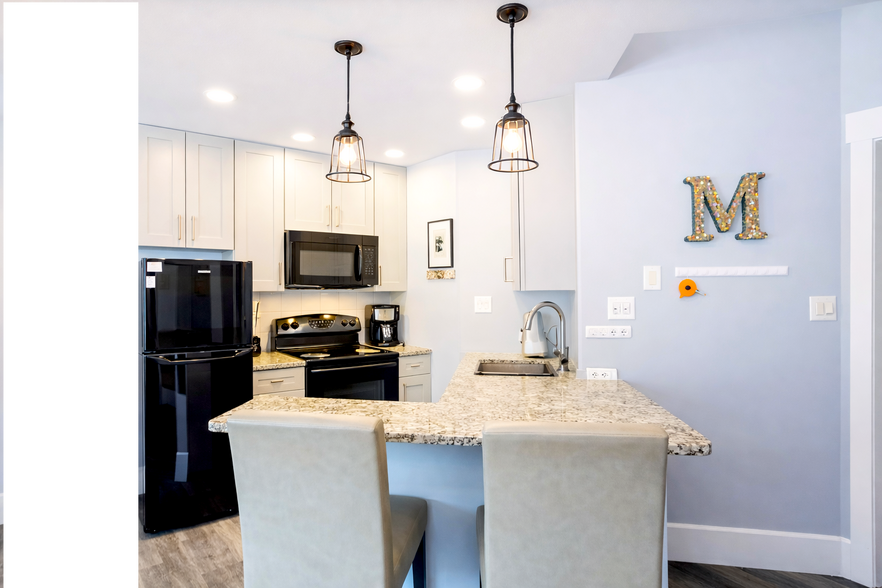 Kitchen nook - 45 Beeler Pl