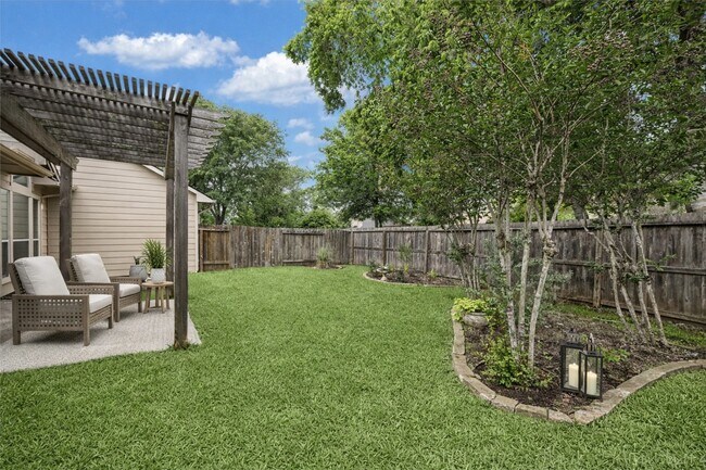 Building Photo - 8919 Summer Ash Ln