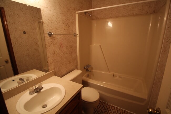 Building Photo - 117 Wynn Way