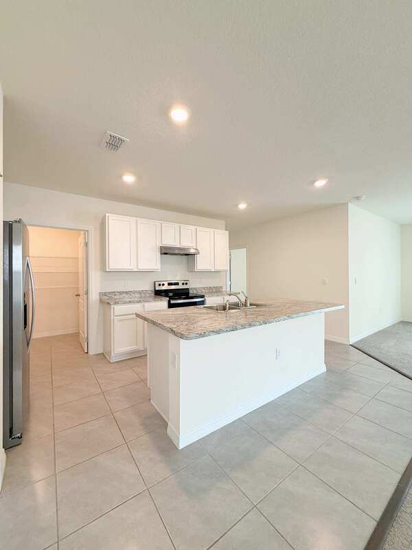 Building Photo - 1374 Holodak Dr