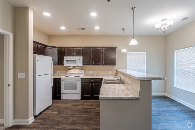 1BR, 1BA - 690 SF - Frisco Senior Village