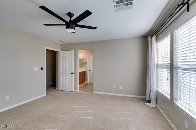 Building Photo - 25 Precipice Ct