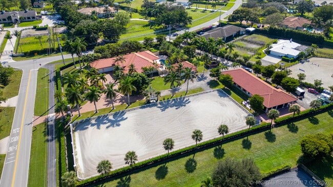 Building Photo - 14943 Paddock Dr