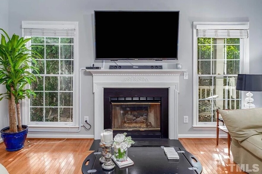 Building Photo - 303 Catlin Rd