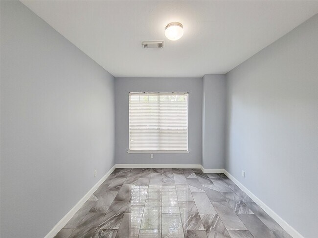 Building Photo - 7506 Boxwood Ridge Ln
