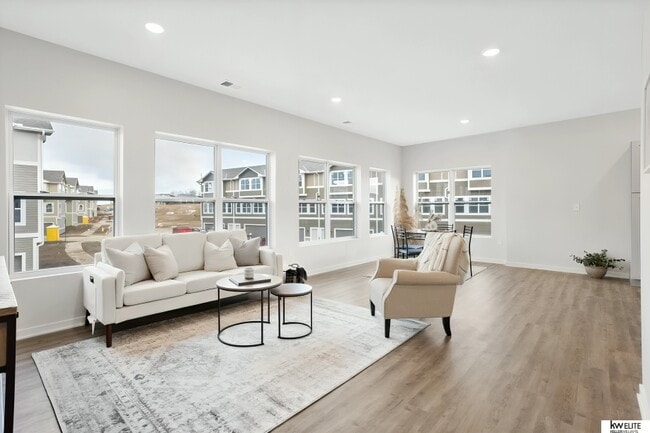 Building Photo - 20855 R Ct