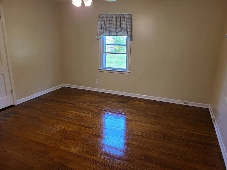 Building Photo - 1507 Westview Dr NE
