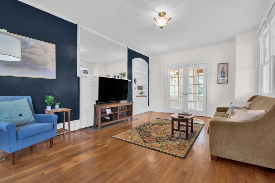 Building Photo - 424 Pearl St