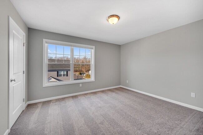 Building Photo - 88 Woodhouse Ave