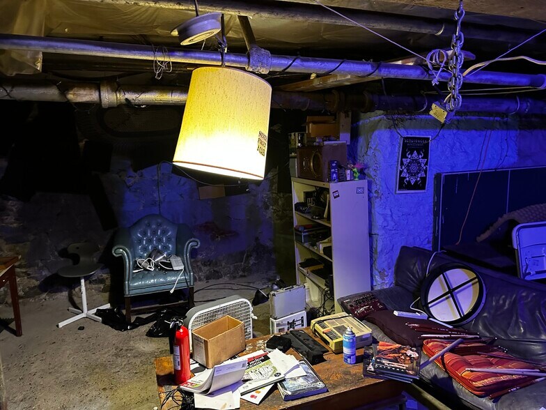 Building Photo - 40 Hooker St