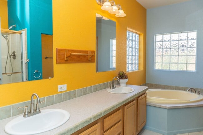 Building Photo - Move-In Ready | Fully Furnished | Serene Mountain Views