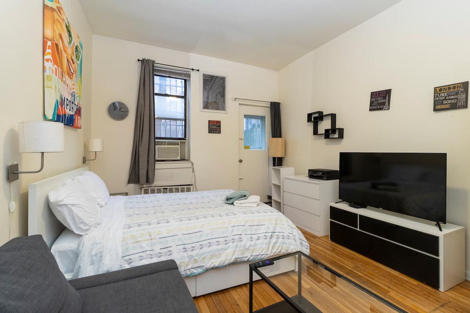 Building Photo - 1540-1552 1st Avenue-SI ID1032061P