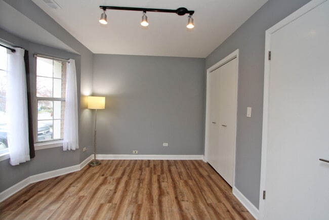 Building Photo - 652 Nantucket Way