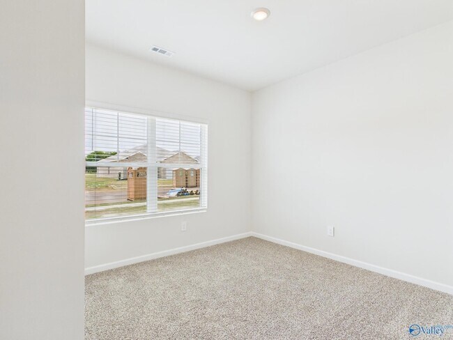 Building Photo - 115 Betty Williams Dr