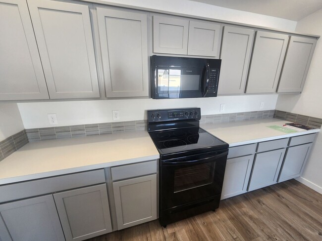 Building Photo - Brand New 4 bedroom in Star