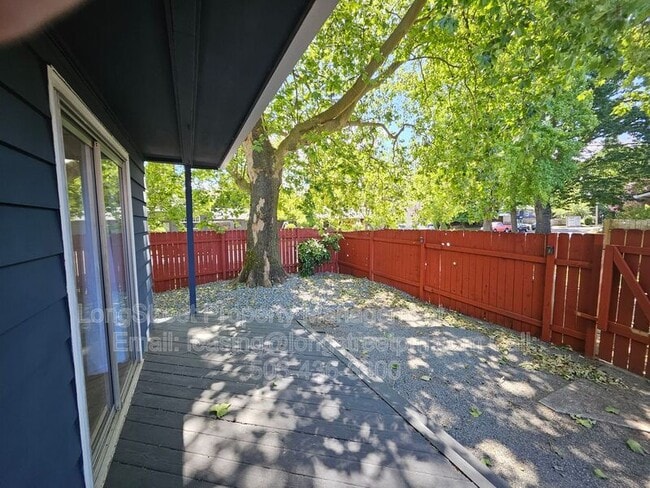 Building Photo - 7209 N McKenna Ave