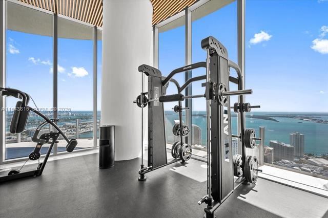 Building Photo - 300 Biscayne Boulevard Way