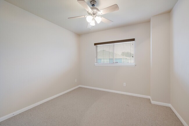 Building Photo - 209 Arrowhead Cove