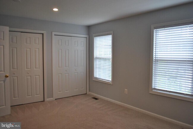 Building Photo - 537 Highland Towne Ln