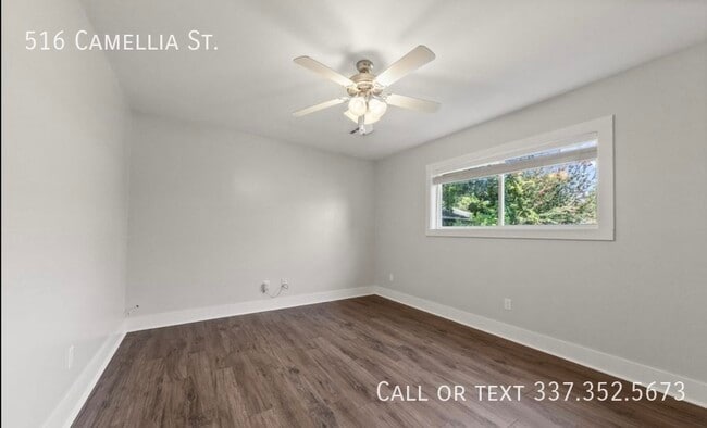 Building Photo - 516 Camellia Dr
