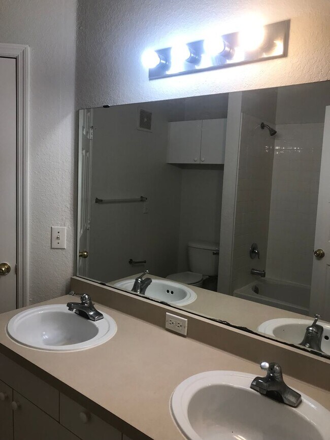 Building Photo - 3757CR#2532(70)
