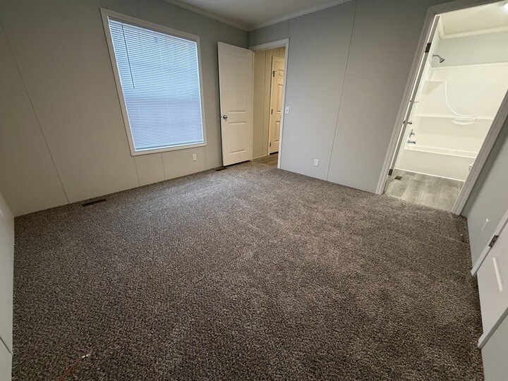 Building Photo - 38062 St Tropez Dr