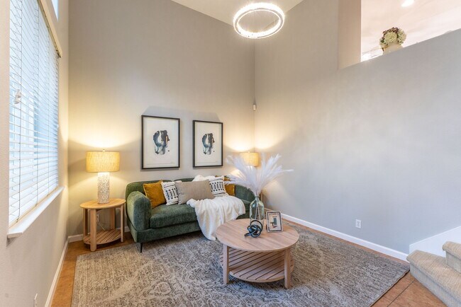 Building Photo - 1070 Tourmaline Ter