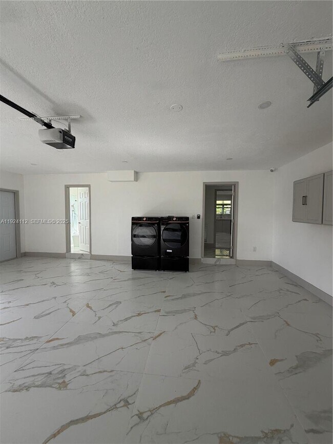 Building Photo - 25800 SW 214th Ave