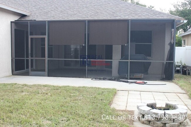Building Photo - 13655 Artesa Bell Dr