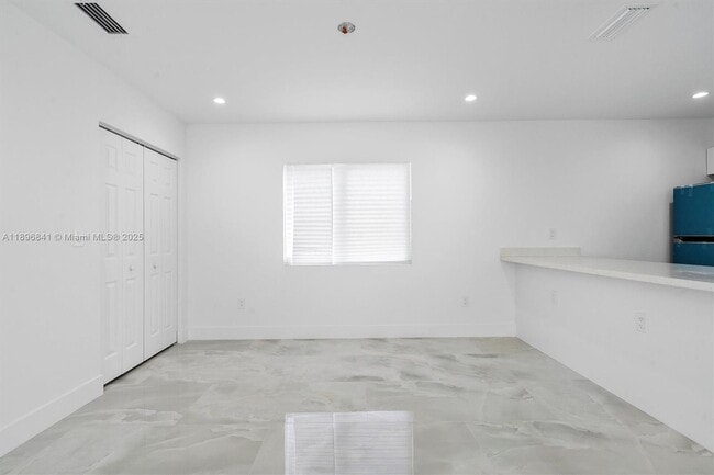 Building Photo - 2924 NW 58th St