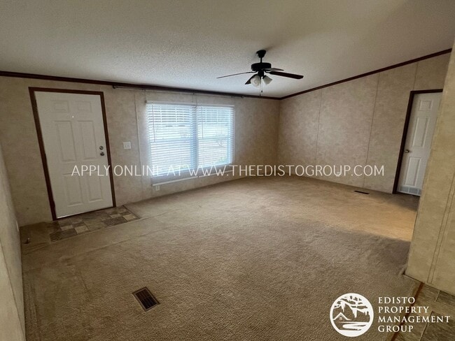 Building Photo - Charming 3-Bed, 2-Bath Country Home on 1.2 Acres – Near Bamberg & Orangeburg