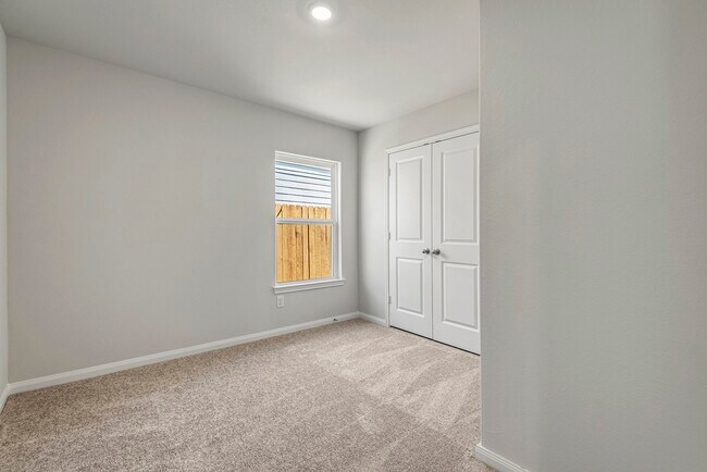 Building Photo - 8203 Burnt Orchid Dr