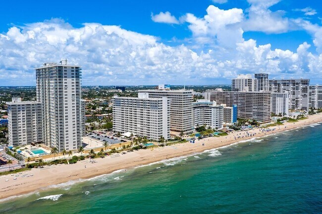 Building Photo - 3900 Galt Ocean Dr
