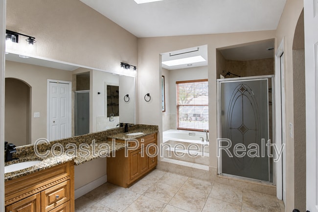 Building Photo - 1817 Laurence Ct