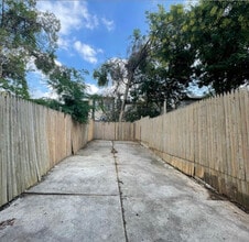Building Photo - 2221 N Sydenham St
