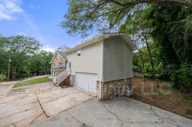 Building Photo - 1721 Hortense Pl NW