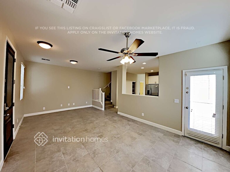 Building Photo - 10054 E Impala Ave