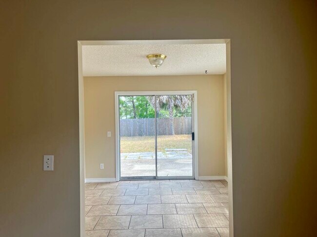 Building Photo - 6278 Heronwalk Dr