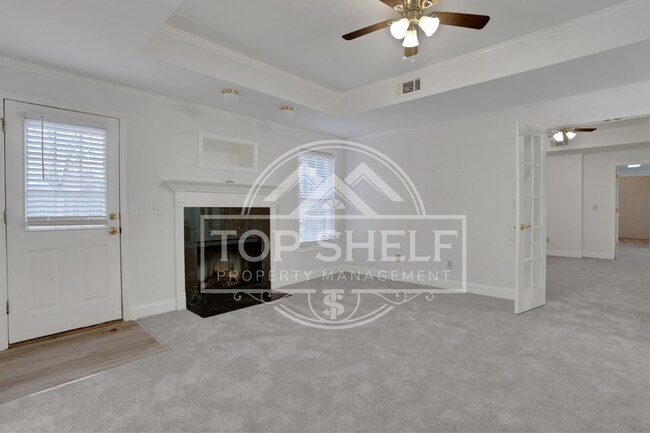 Building Photo - 127 Tara Blvd