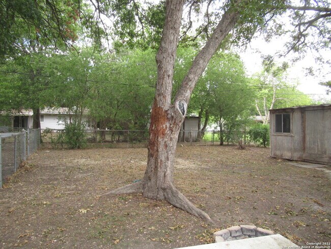 Building Photo - 267 Cicero Ave