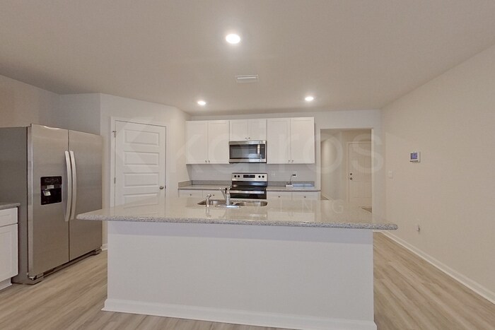 Building Photo - 4647 Malay Cir