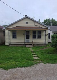 Building Photo - 616 E Front St