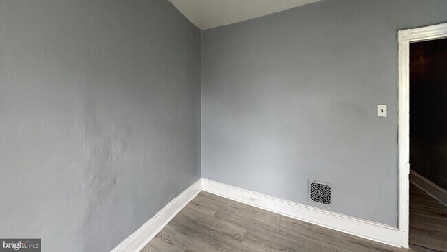 Building Photo - 5730 Filbert St