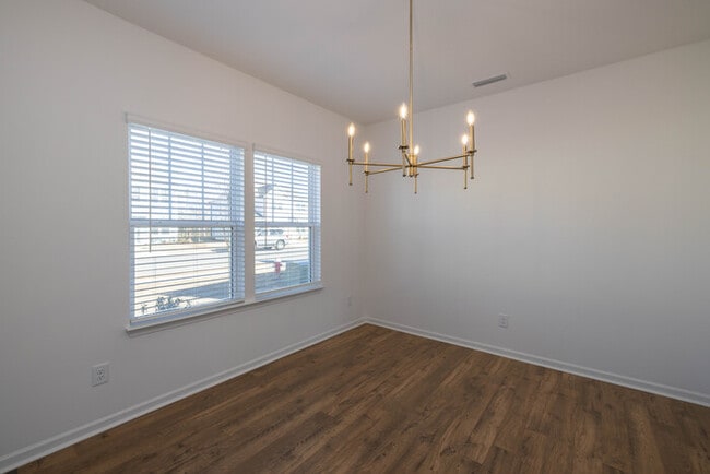 Building Photo - NEW CONSTRUCTION 4BD/2.5 Home in Stonebridge - Golf Course View