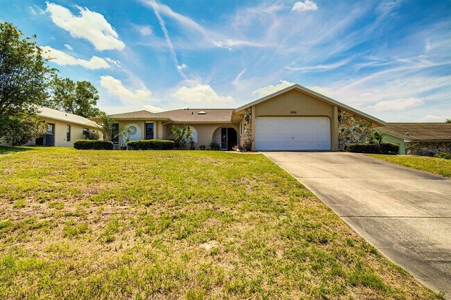 Building Photo - 8992 Hernando Way