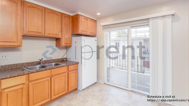 Building Photo - 3691 Cape Cod Ct