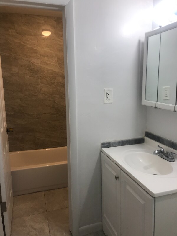 Building Photo - 798 NW 108th St