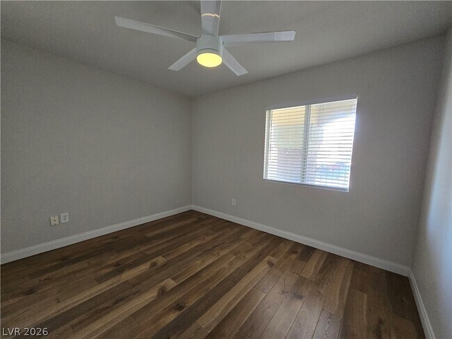 Building Photo - 7885 W Flamingo Rd